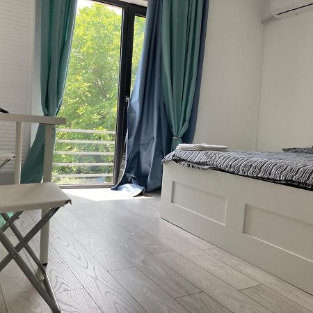 Joygate Entire Villa Отопени Екстериор снимка