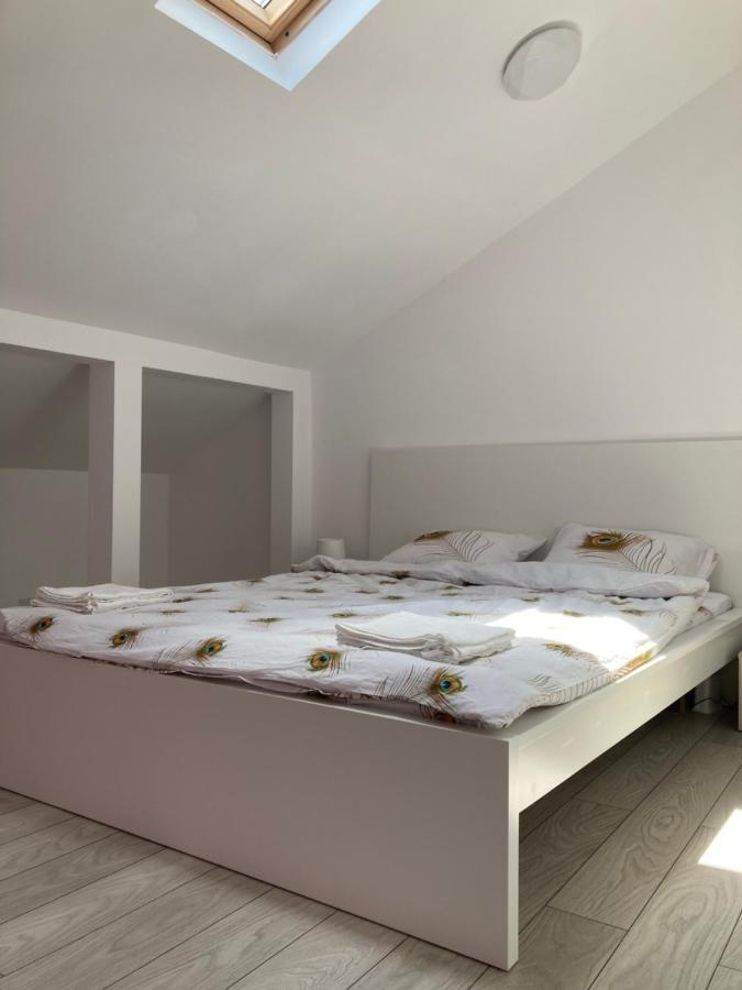 Joygate Entire Villa Отопени Екстериор снимка