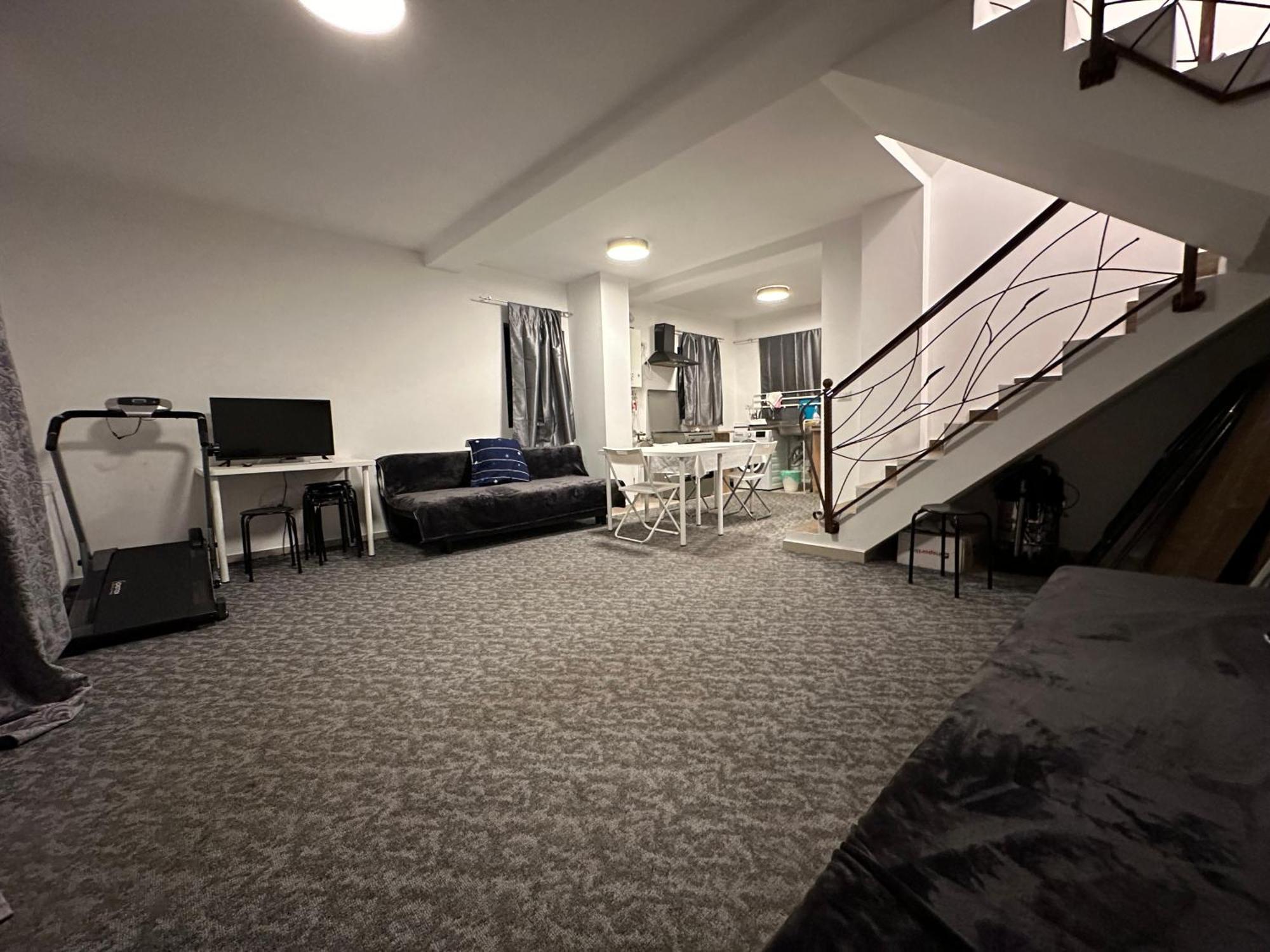 Joygate Entire Villa Отопени Екстериор снимка